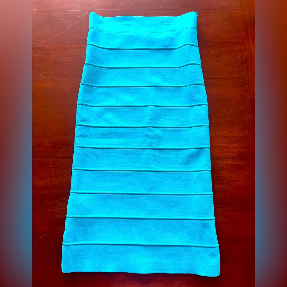 BCBG bandage skirt